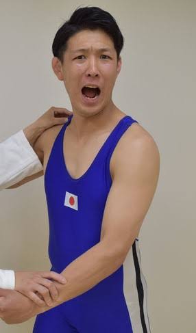 ネルソンズ・青山フォール勝ちさんは元レスリング日本代表の強者！たびたび映る”耳”が話題に